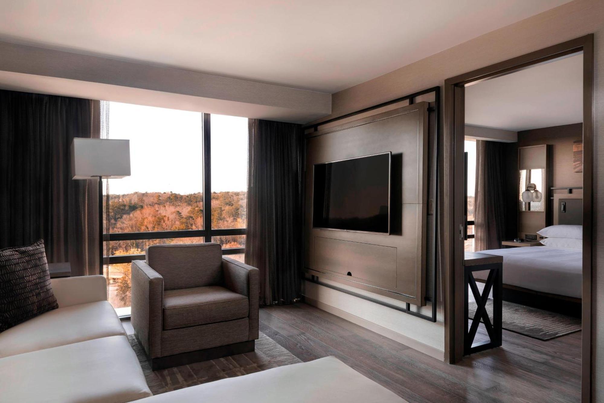 Отель Atlanta Marriott Northeast/Emory Area Экстерьер фото